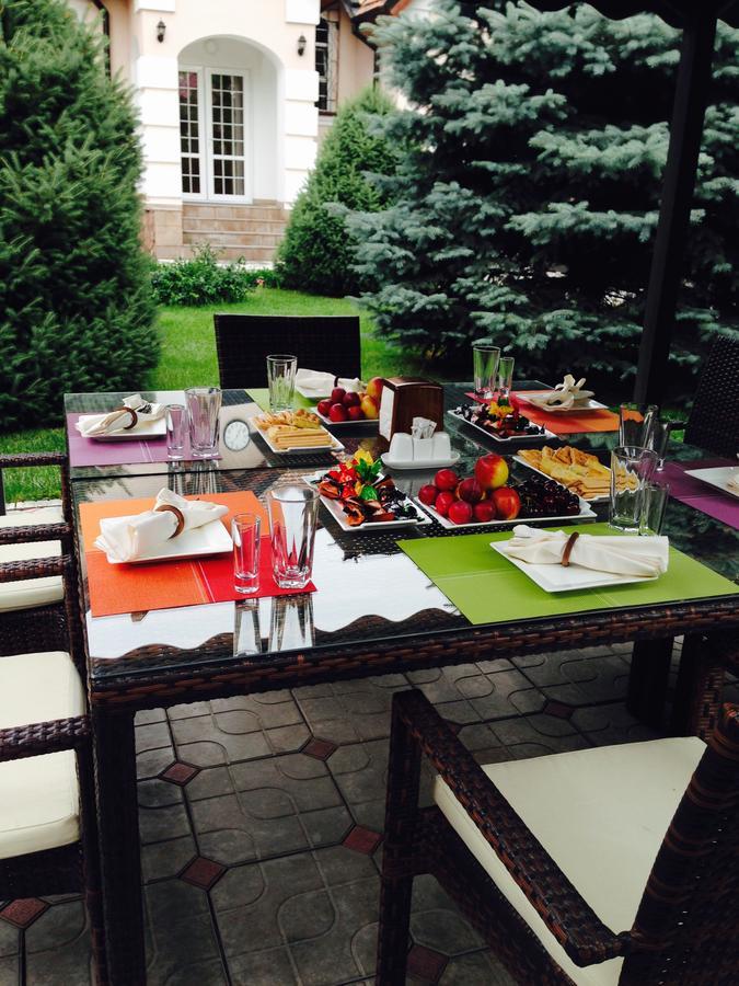 Astoria Garden Hotel Bișkek Exterior foto