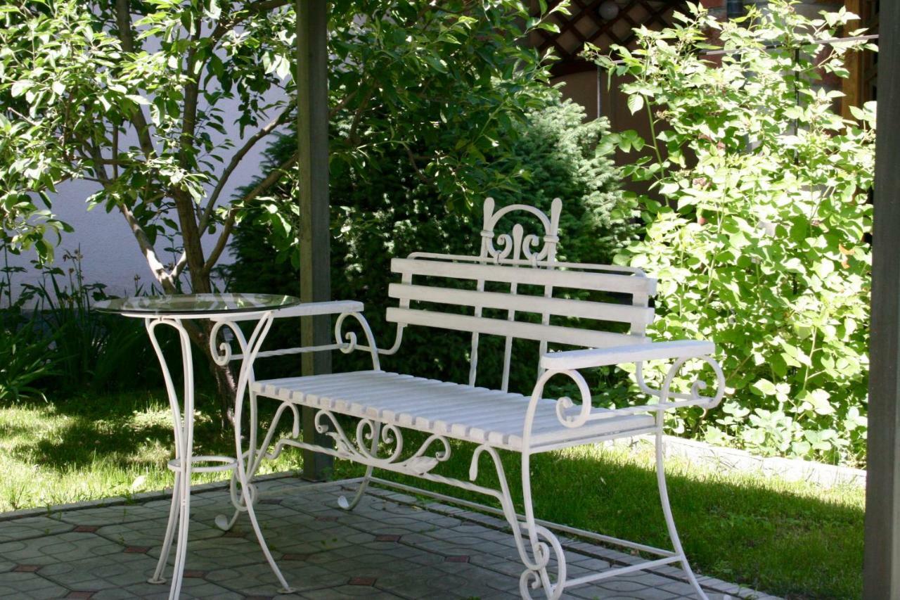 Astoria Garden Hotel Bișkek Exterior foto